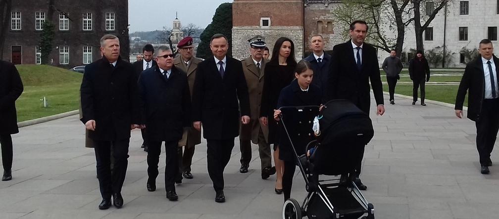 Prezydent Duda, Marta Kaczyńska, jej rodzina i goście