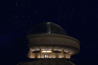 Tysiące Perseidów na chorzowskim niebie. Planetarium zaprasza 