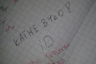 Nauczyciele pokazali kartkówki i sprawdziany szkolne. Zobaczcie