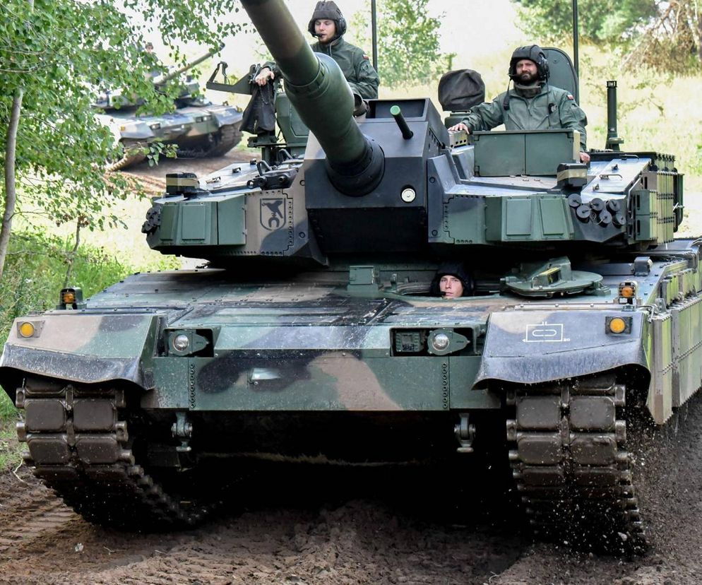 MON tłumaczy zakup K2. Jak Polska kupowała Black Pantery?