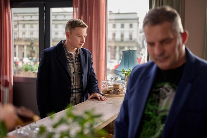Na Wspólnej, odc. 3832: Igor (Jakub Wesołowski), szef Ani (Andrzej Wejngold)