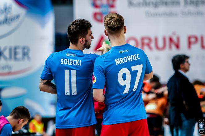 FC KJ Toruń - Piast Gliwice 2:5