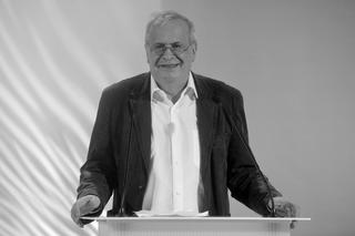 Janusz Weiss nie żyje. Dziennikarz, prezenter radiowy i pisarz miał 74 lata