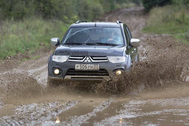 Mitsubishi Pajero Sport 2014