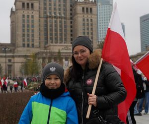 Marsz Niepodległości 2025 na żywo. Relacja z Warszawy. Chcę zobaczyć Polskę samodzielną i niezakompleksioną