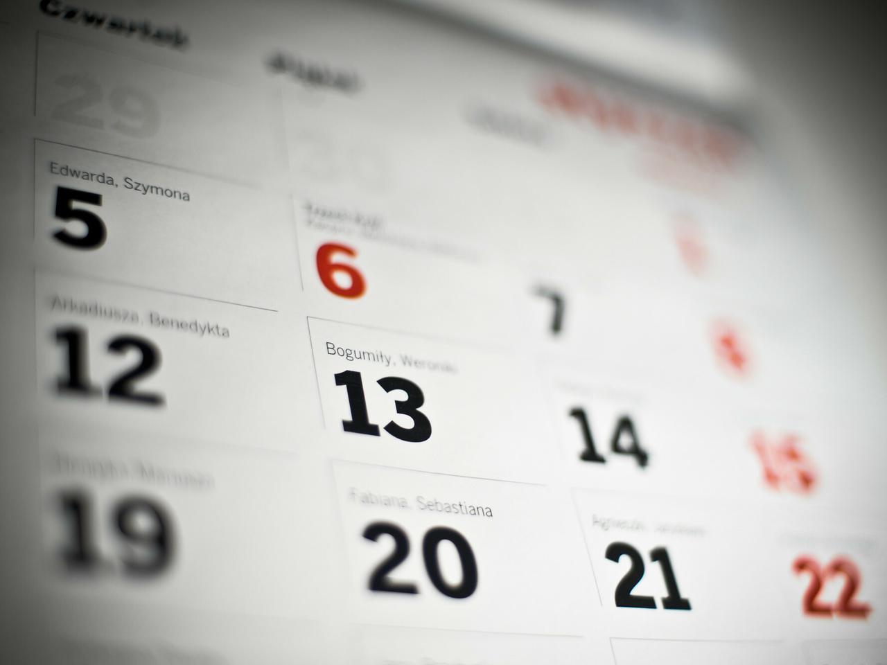 Czy 7 stycznia jest dniem wolnym od pracy? Czy idziemy tego dnia do szkoły?