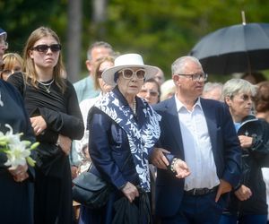 pogrzeb Joanny Kołaczkowskiej - gwiazdy