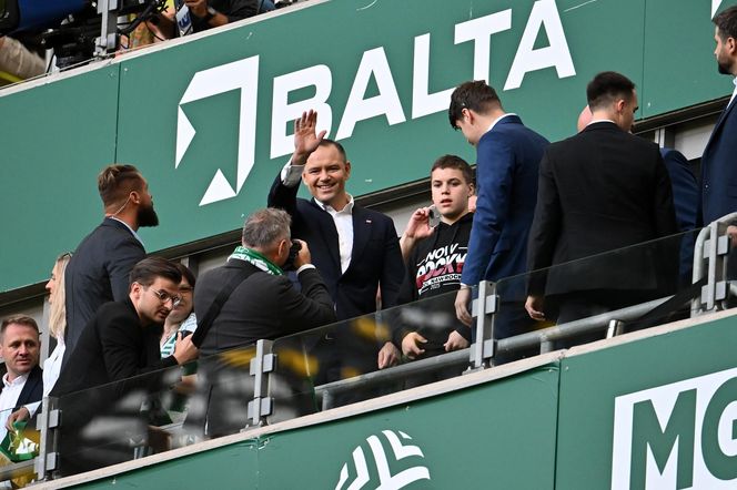 Prezydent RP w "młynie" Lechii Gdańsk! Karol Nawrocki zaskoczył kibiców