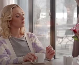 Pierwsza miłość, zwiastun serialu: Kaja (Elżbieta Trzaskoś)