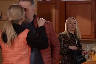 Pierwsza miłość odc. 3638. Ewelina (Magdalena Górska), Bartek (Rafał Kwietniewski), Emilka (Anna Ilczuk)