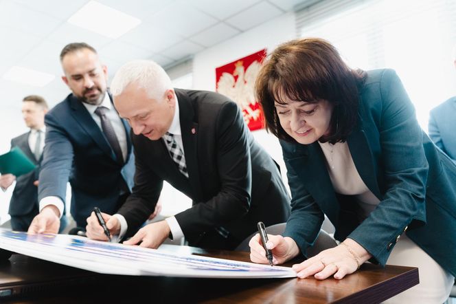 Umowy na dofinansowanie inwestycji w CKiS i Budowlance zostały już podpisane.