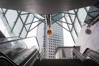 Stacja metra Rondo ONZ