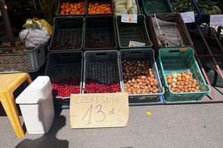 Rzeszowskie targowiska pełne świeżych owoców i warzyw