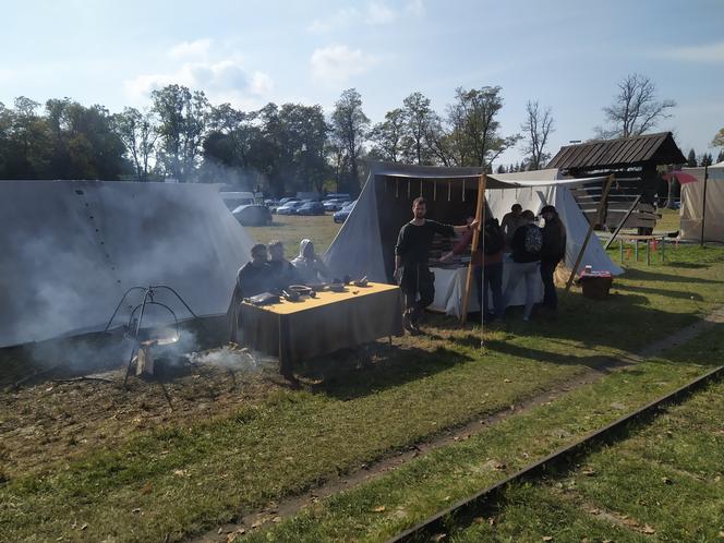 ZOBACZ ZDJĘCIA z III Festynu Archeologicznego w Mrozach - 8 i 9 października 2022