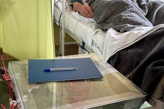 Jan Tomaszewski głosował w szpitalu