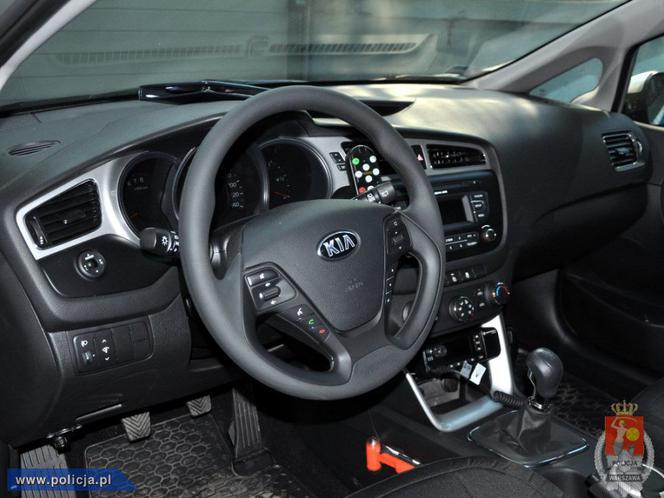 radiowóz Kia cee'd