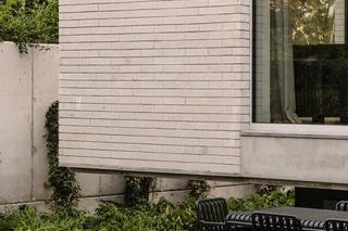 Przebudowa bliźniaka z PRL-u w Warszawie