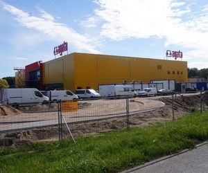 To pierwszy salon tej marki w Olsztynie. Postępują prace na budowie
