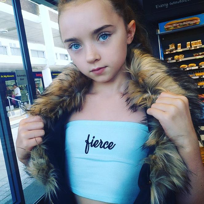 Matka na siłę robi z 9-latki gwiazdę