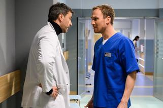 Na dobre i na złe, odc. 735. Michał Wilczewski (Mateusz Janicki), Marcin (Filip Bobek)