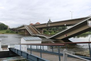 Chorzów mógł podzielić los Drezna. Właśnie rozbierają most