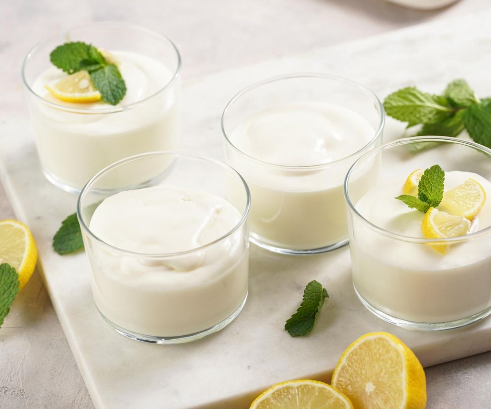 Zrób w domu ten deser z XVII-wiecznej Anglii. Pyszny, lekki i orzeźwiający