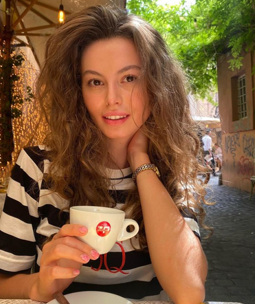 Pierwsza miłość. Nikola Stajszczak (Meggie) na Instagramie