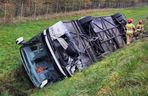   Poważny wypadek na A4. Dachował autobus. Ranna jedna osoba