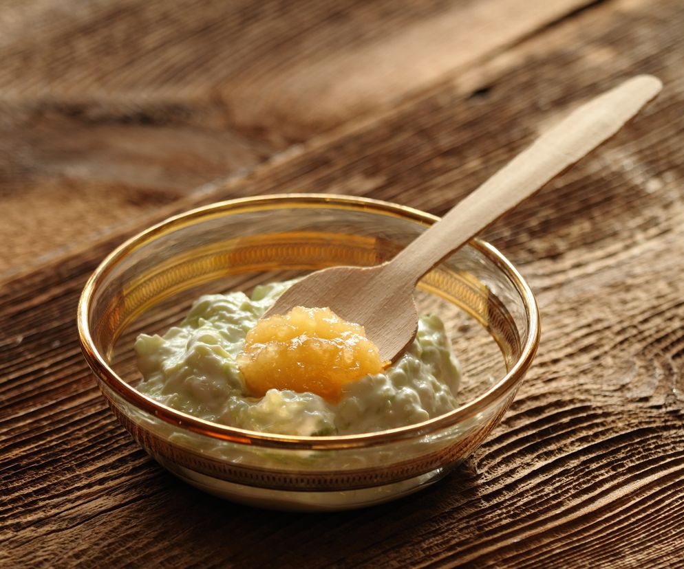 Kosztują grosze i znajdziesz je w kuchni. Świetnie radzą sobie ze zmarszczkami