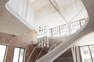 Loft w Hali Czołgów