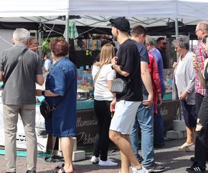 Tłumy na placu Zamkowym w Lublinie