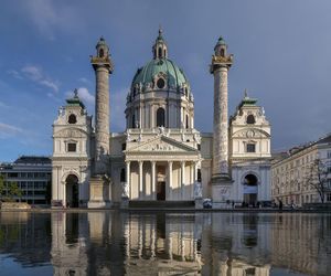 Kościół św. Karola Boromeusza - jedna z najsłynniejszych barokowych świątyń w Europie