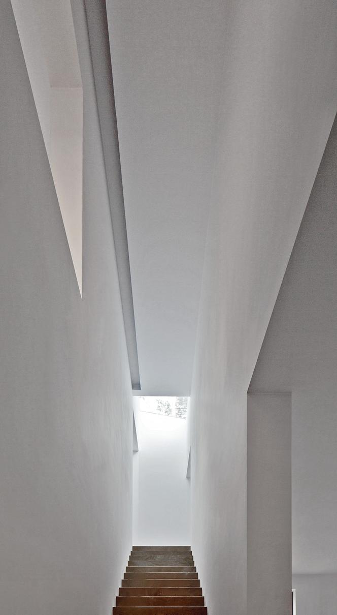 Ceglany Dom w Józefowie