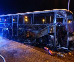 Na autostradzie A4 spłonął autokar. Przewoził dzieci wracające z wakacji