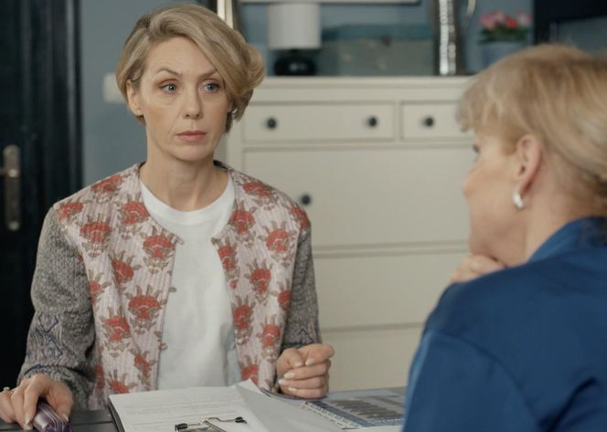 Barwy szczęścia odc. 3196. Małgorzata (Adrianna Biedrzyńska), Malwina (Joanna Gleń)