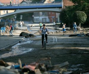 Sprzątanie po powodzi w miejscowości Lądek-Zdrój