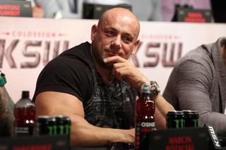 Wypadek Roberta Burneiki. Poważna kraksa, zniszczone auto