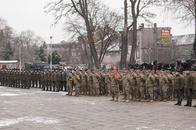 OFICJALNA UROCZYSTOŚĆ POWITANIA WOJSK AMERYKAŃSKICH W ŻAGANIU 