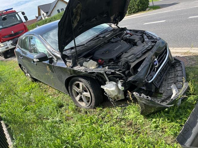 Wypadek z udziałem trzech samochodów we Włoszakowicach