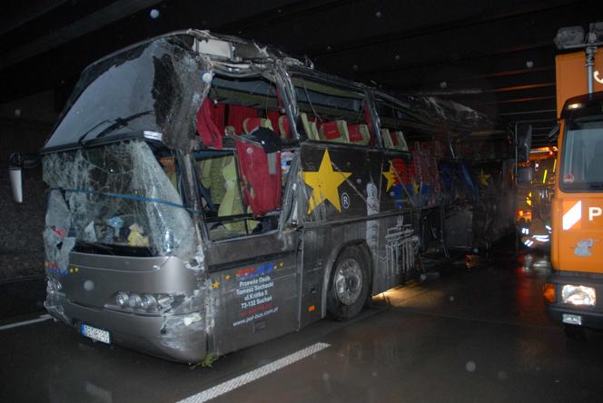 Wypadek autokaru na autostradzie pod Berlinem