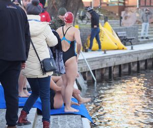 Wskoczyli do lodowatej Brdy! Za nami zawody FOCUS Ice Swimming Bydgoszcz Festival 2024