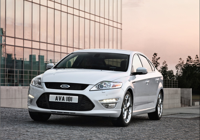 Ford Mondeo Ambiente hatchback model 2011