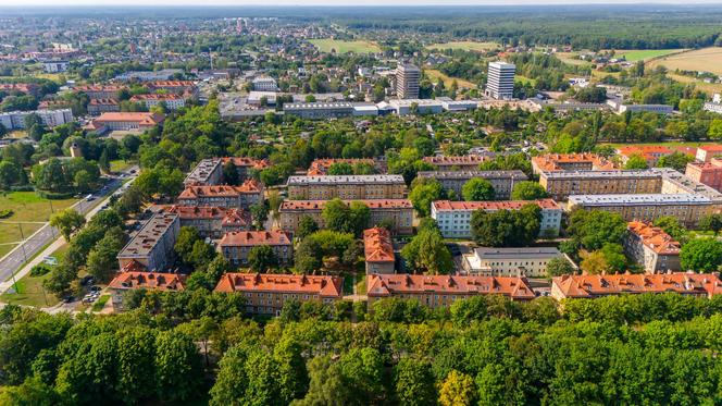 Osiedle A w Tychach i plac świętej Anny