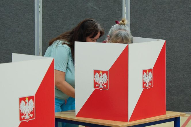 Trzaskowski czy Nawrocki? Tak głosowali Polacy w zależności od wykształcenia. Różnica jest kolosalna 