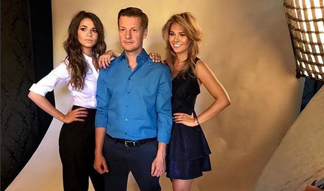 M jak miłość nowa czołówka po wakacjach 2018. Paweł (Rafał Mroczek), Julka (Julia Kuberska), Kalina (Karolina Sawka)