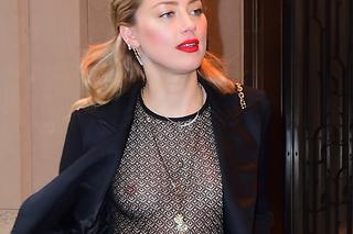Amber Heard pokazała piersi