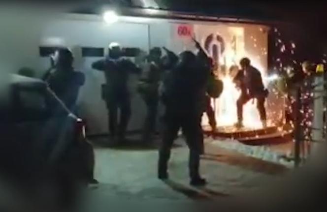 SEKS ZA PIENIĄDZE w krakowskich mieszkaniach. Na szczycie gangu 47-latek z Krakowa wraz z żoną! SPEKTAKULARNA AKCJA POLICJI