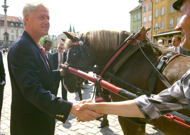 Bill Clinton, 2001r.