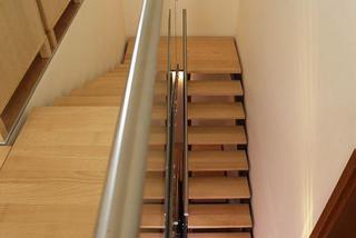 Rodzaje schodów: schody dwubiegowe