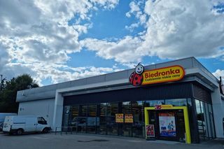 Biedronka otworzyła sklep w Wilanowie. Przy tej samej ulicy powstaje Dino